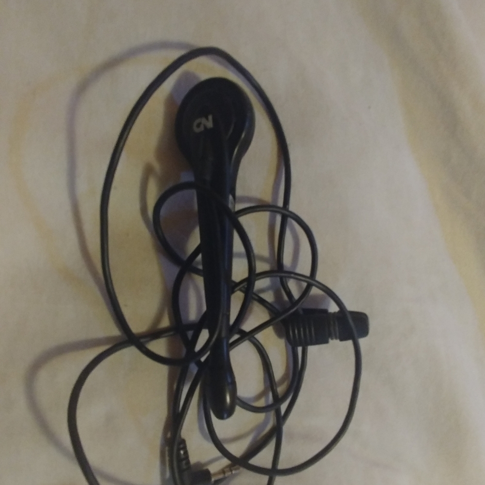 PC Microphone missing stand - Picture 3 of 3